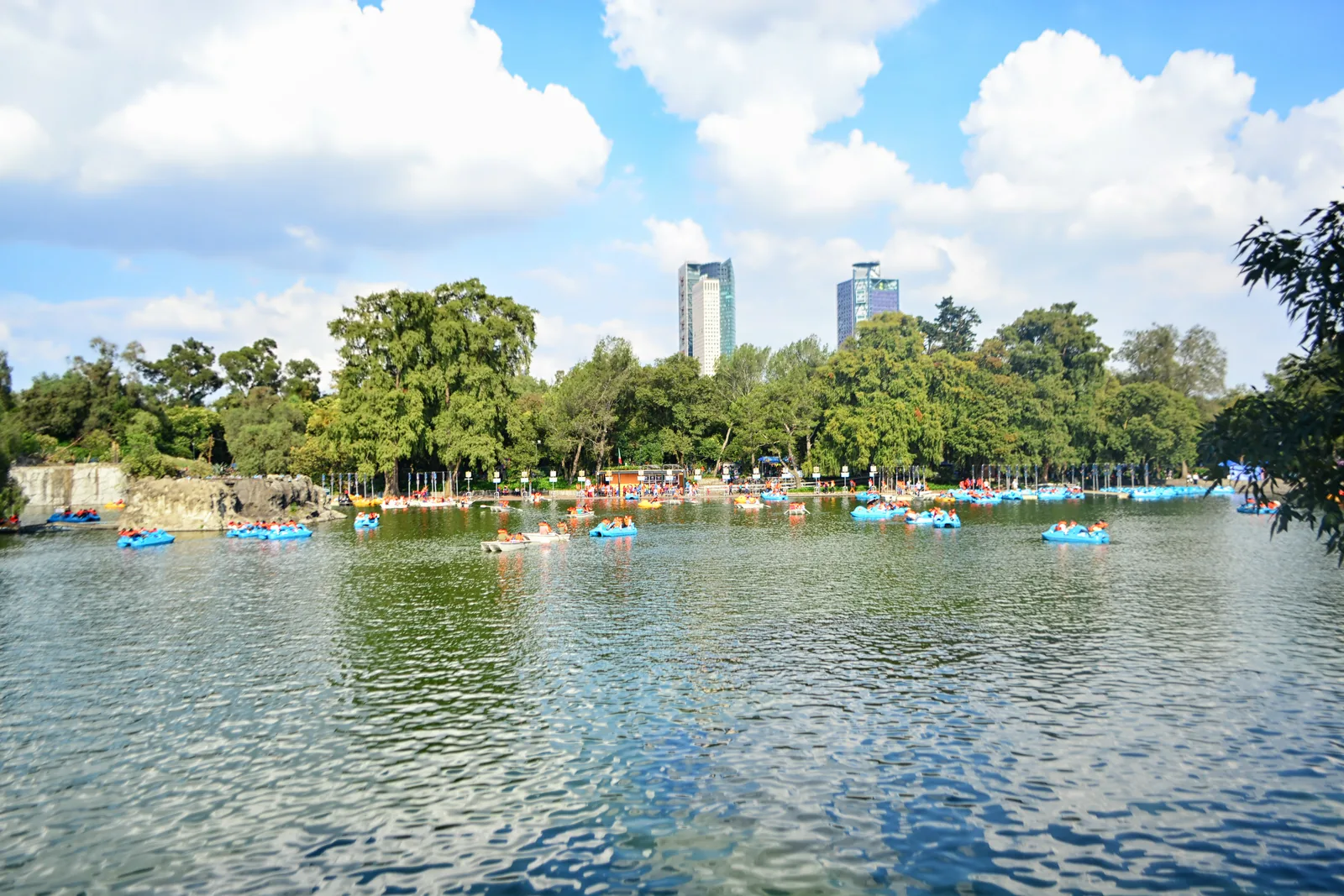 Ilustración o fotografía de la sección 2 de Chapultepec